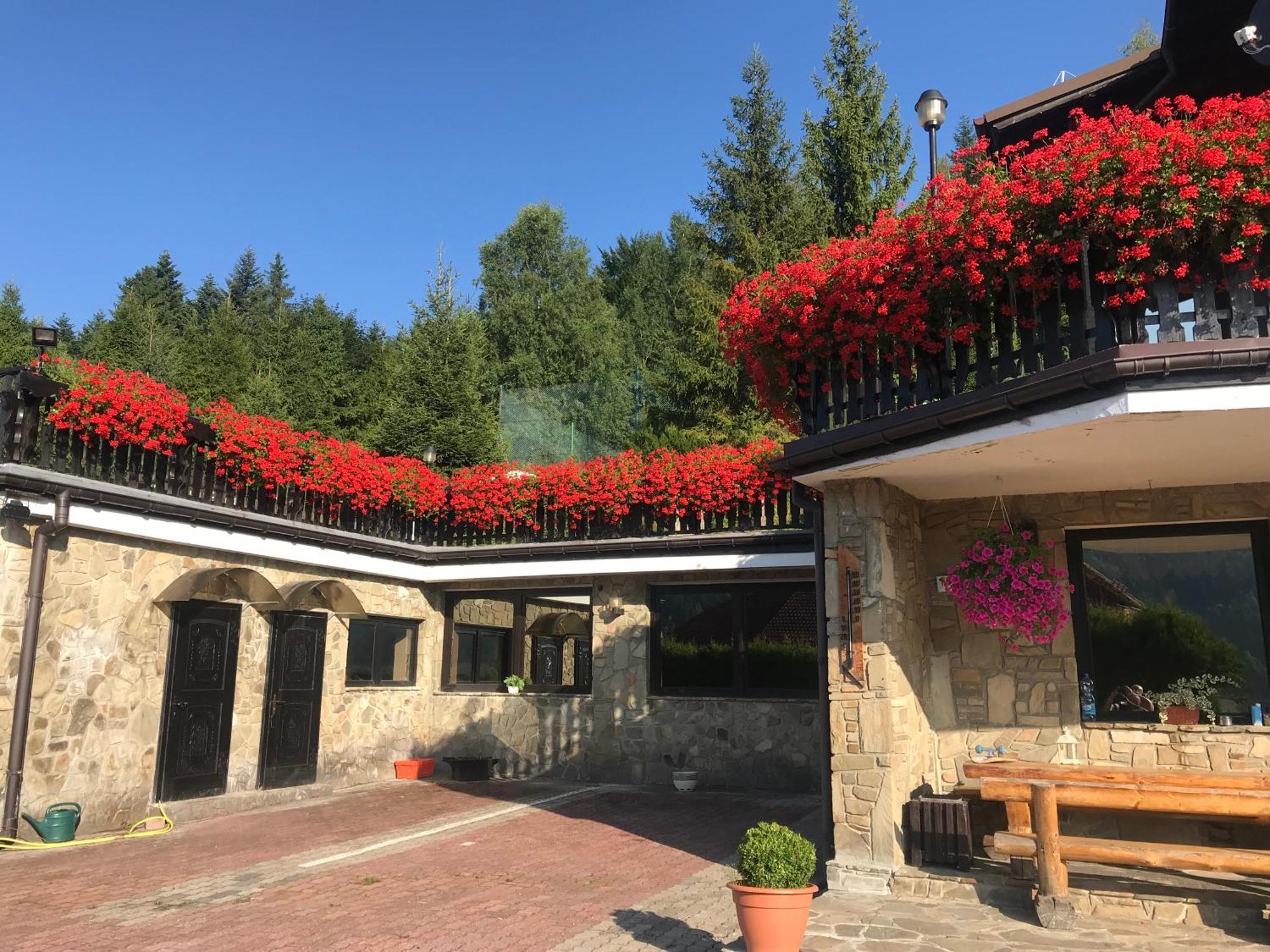 Eden Szczyrk Bed and Breakfast Buitenkant foto